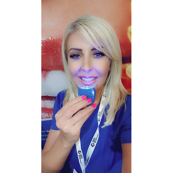 Home TeethWhitening Kit Girl